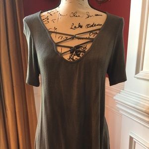 Gray short sleeve tunic